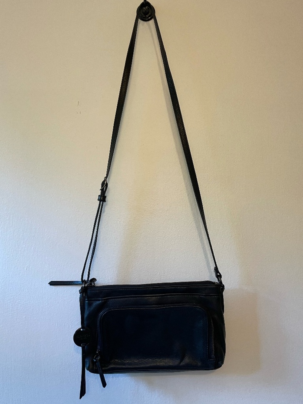 Margot New York Molly in Black Crossbody 100% leather bag steel-tone hardware